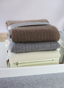 6800 Cashmere Cable Knit Throw