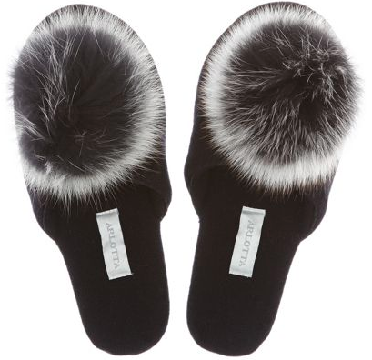 6011PG- Cashmere Slide With Genuine Fox Pom –